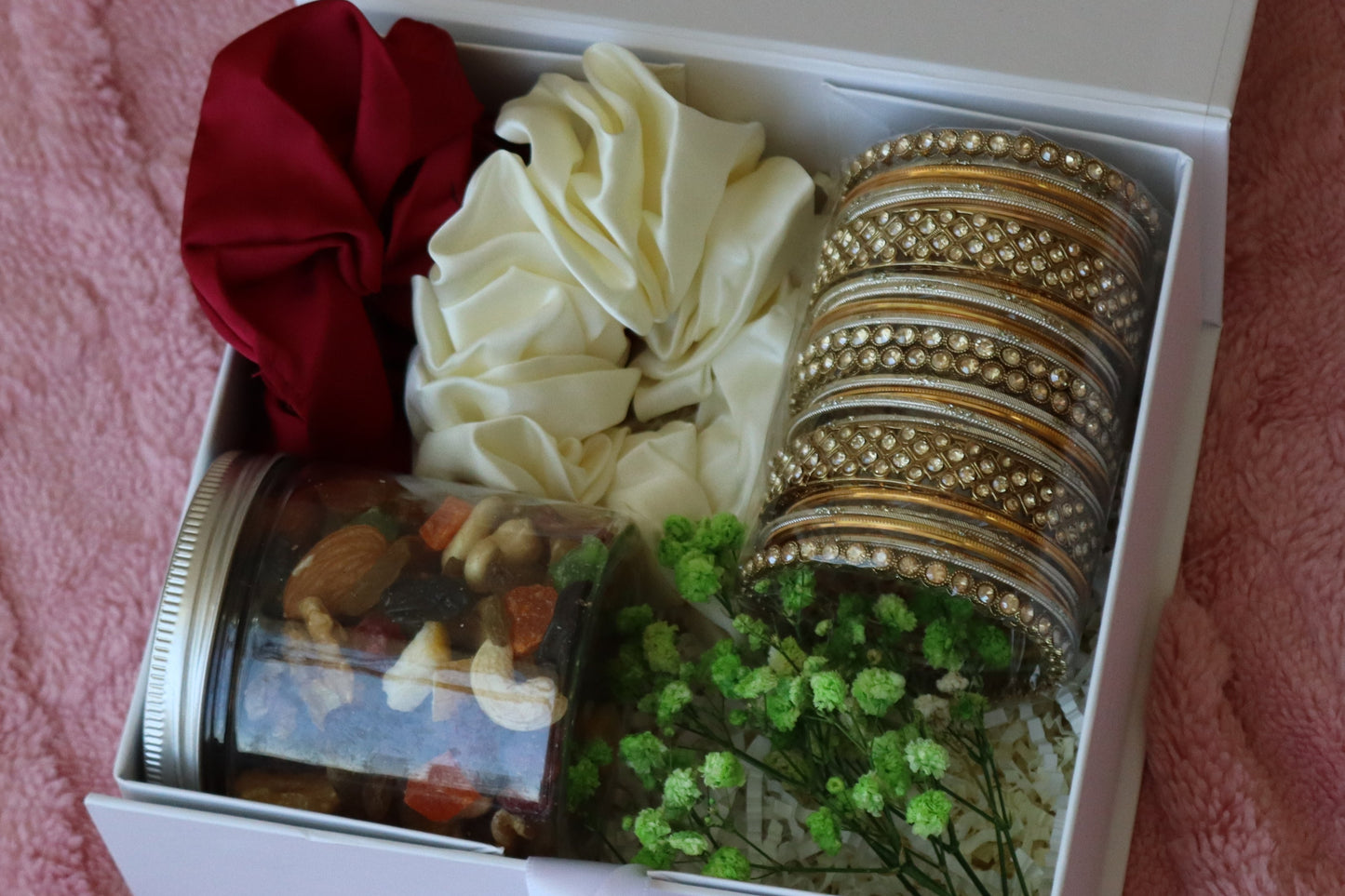ZAROONI TREASURES GIFT SET