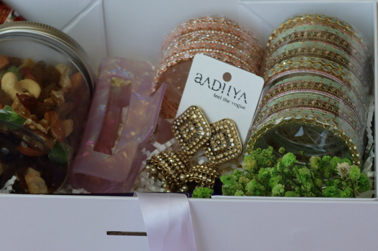 MODERN CHARM EID GIFT SET
