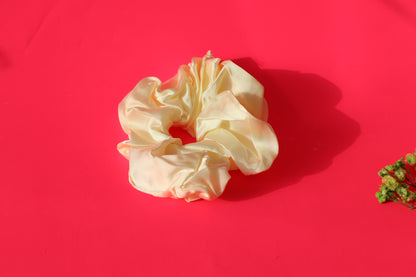 AESTHETIC SCRUNCHIE