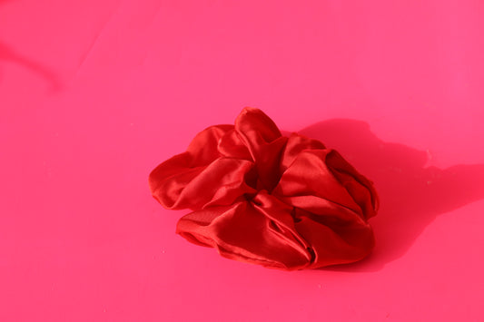 AESTHETIC SCRUNCHIE