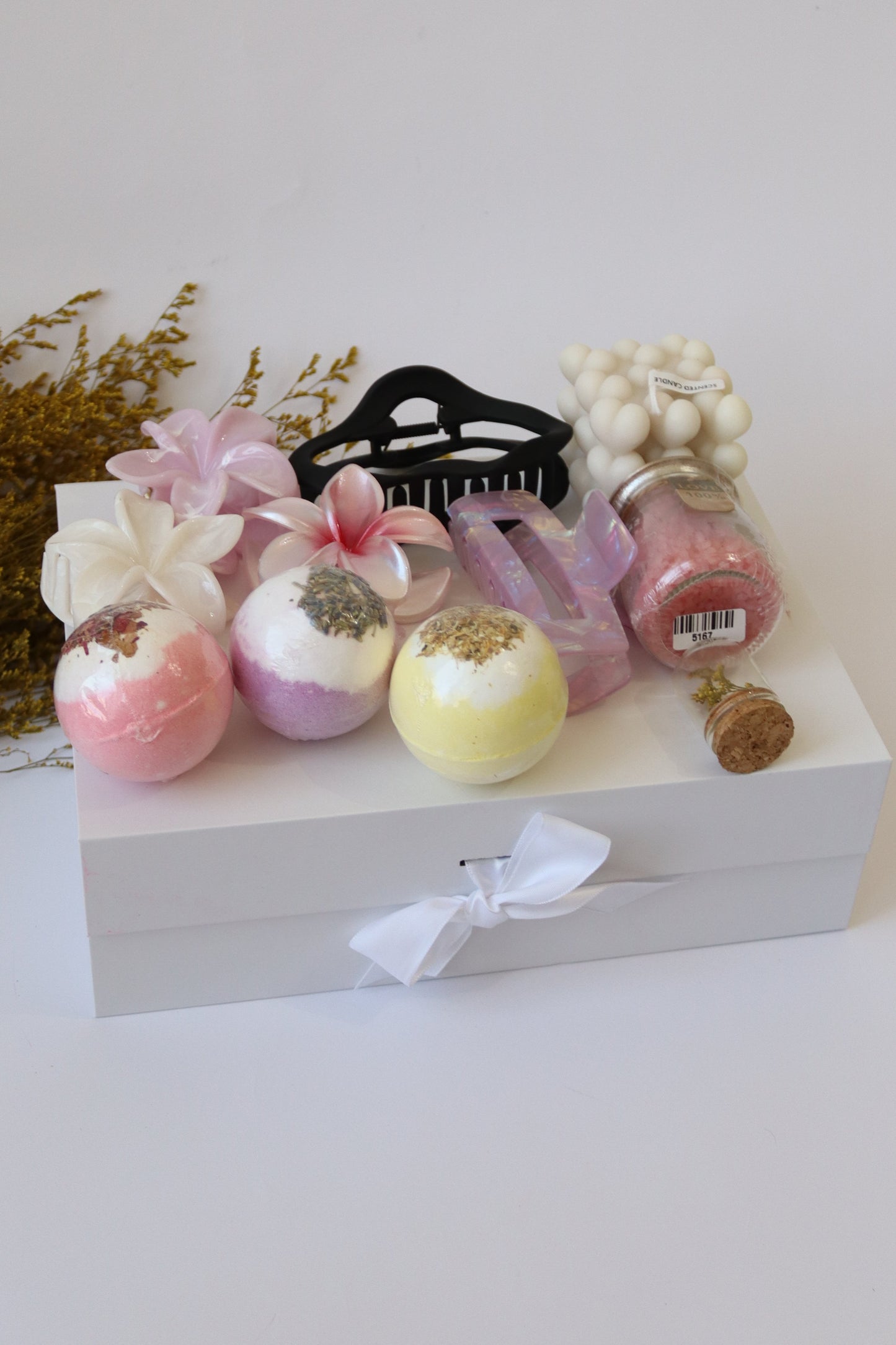CLOUDS & CRYSTALS– A Dreamy Escape in a Gift Set ☁️✨